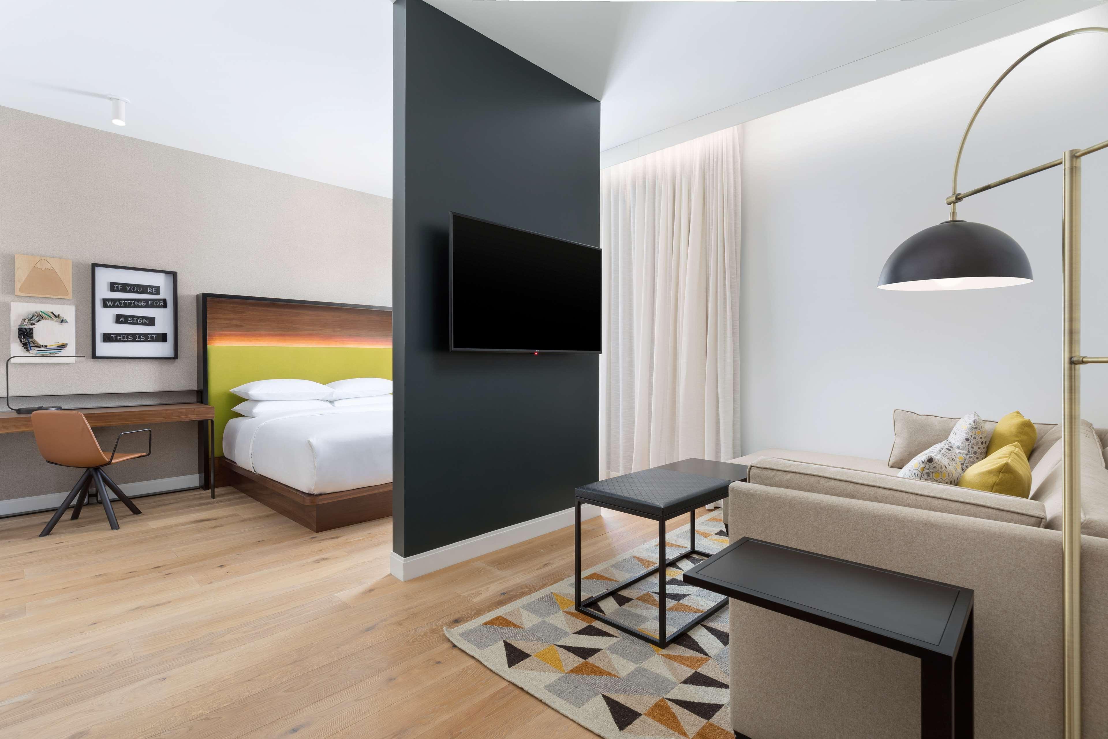 Hyatt Centric Mountain View Hotel Bagian luar foto