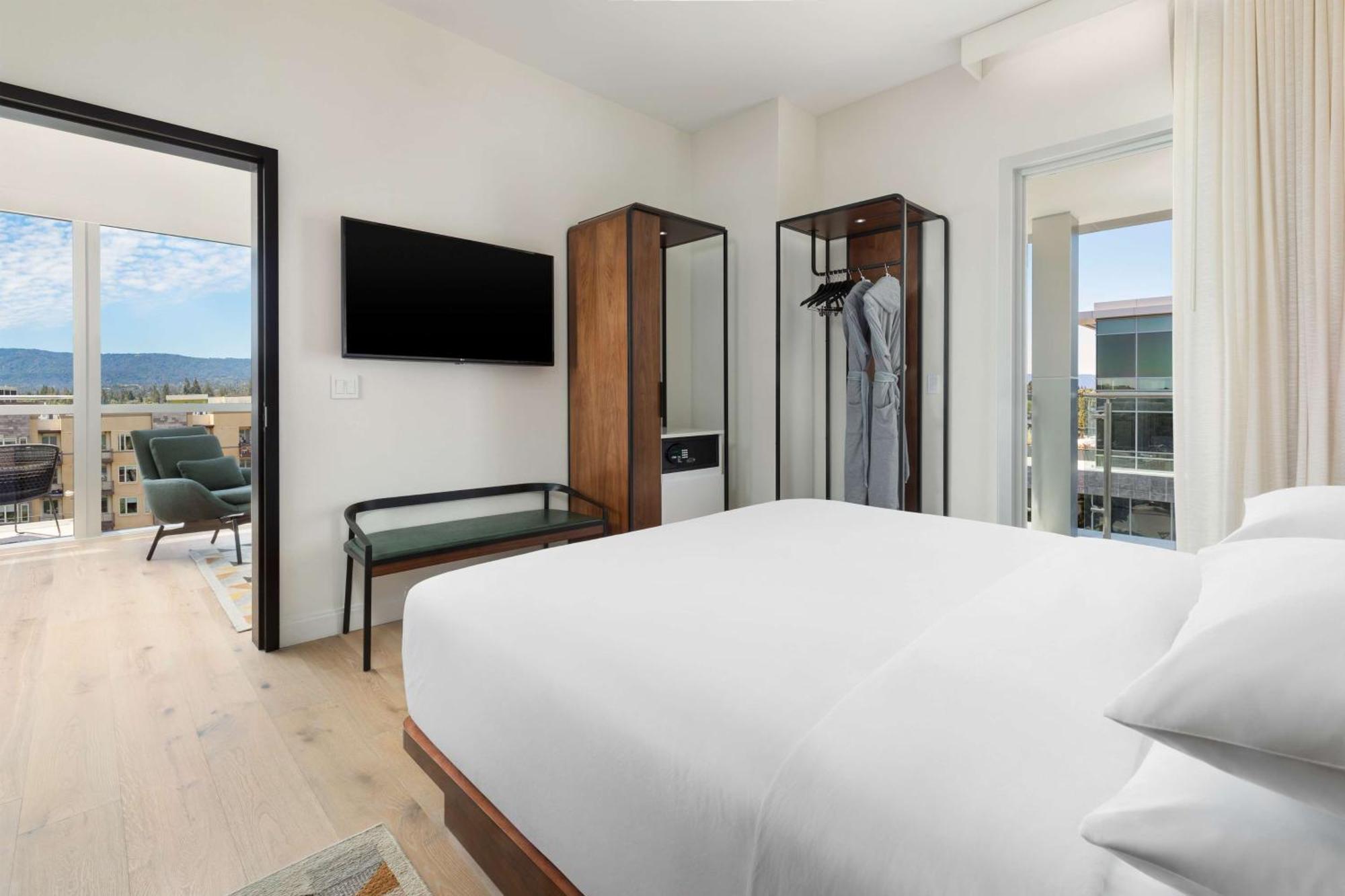 Hyatt Centric Mountain View Hotel Bagian luar foto