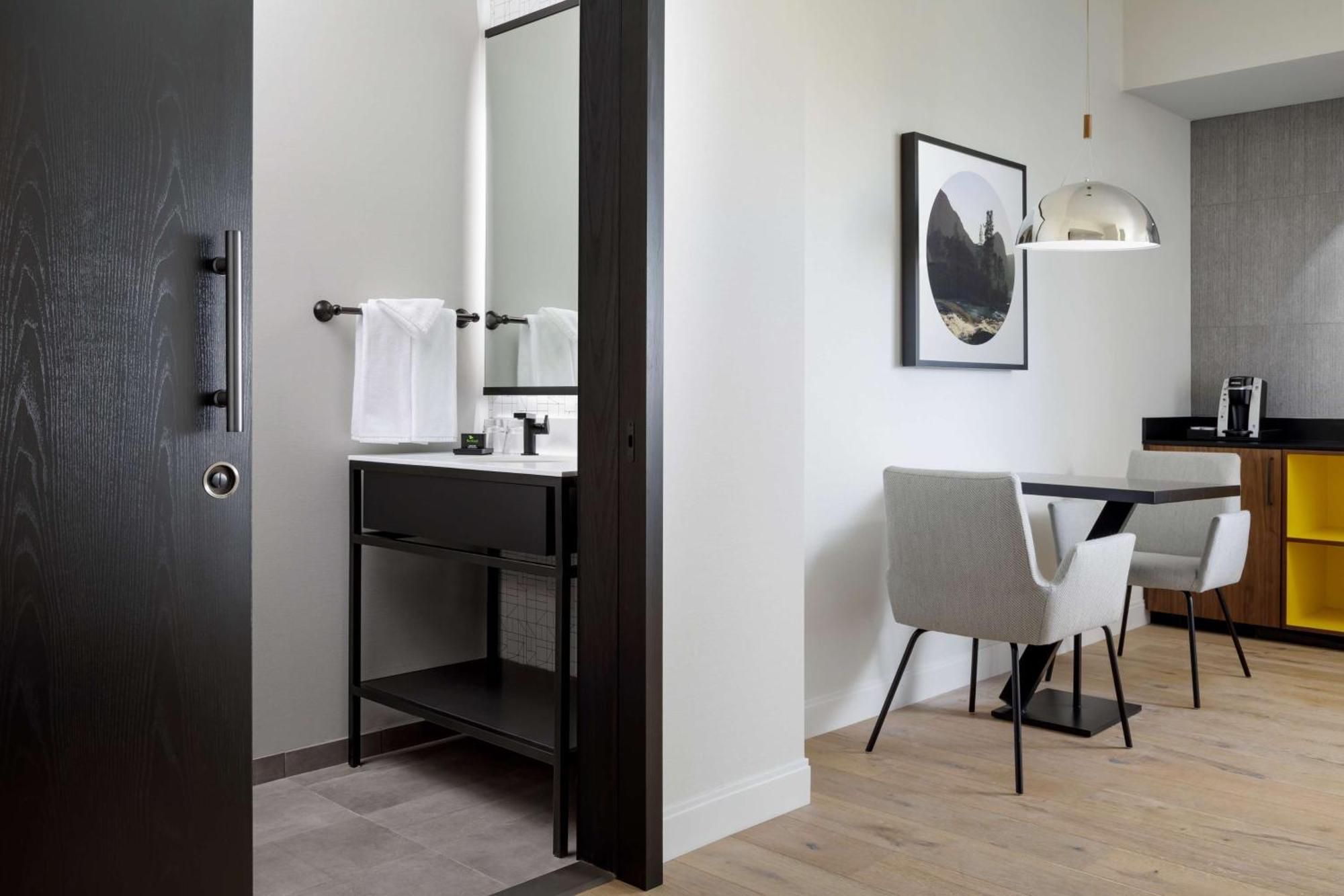 Hyatt Centric Mountain View Hotel Bagian luar foto