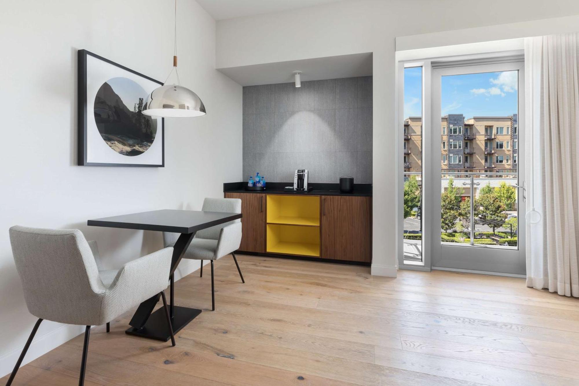 Hyatt Centric Mountain View Hotel Bagian luar foto